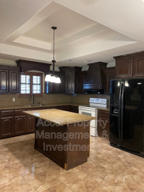 Photo - 1406 Dolores Del Rio Ave