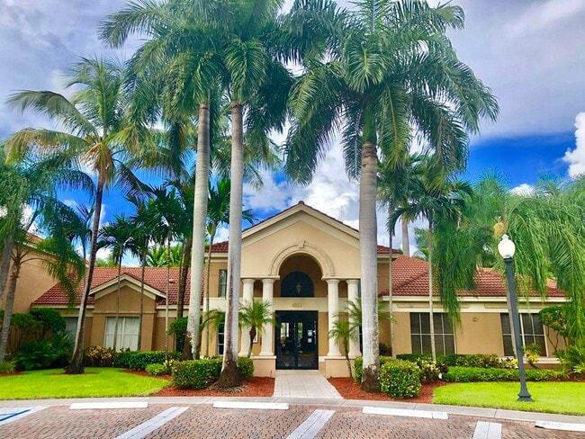 Photo - 4241 San Marino Blvd Unidad 306