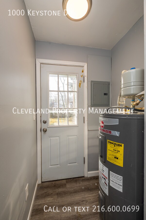 Photo - 1000 Keystone Dr