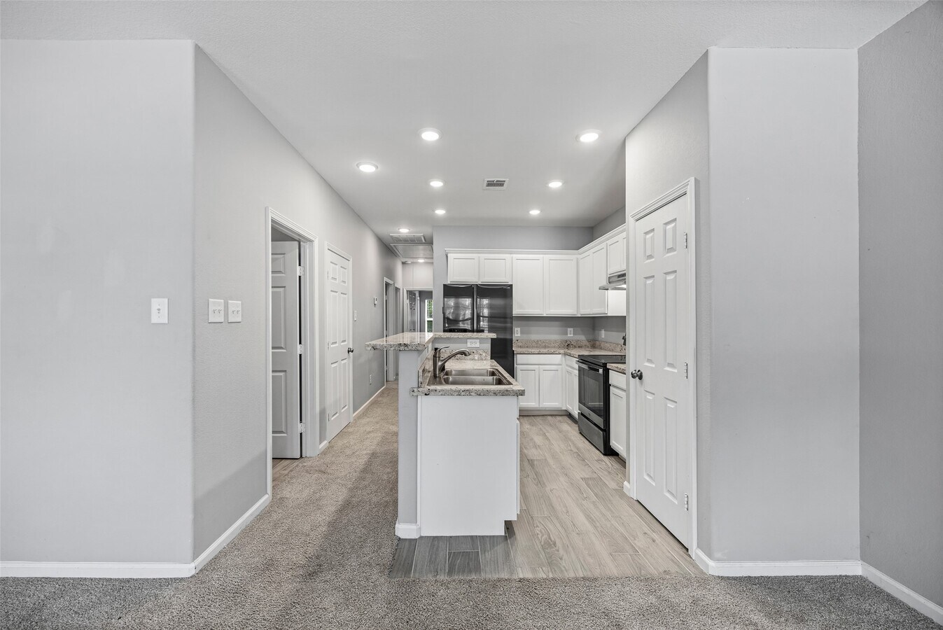 Photo - 426 New Hampshire St