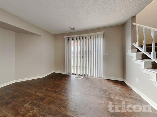 Photo - 1344 Shaddick Dr