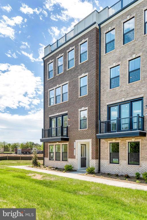 Photo - 20882 Murry Fls Ter