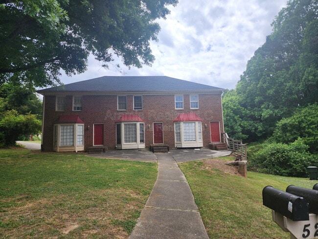 Building Photo - 5288 Weyden Ct