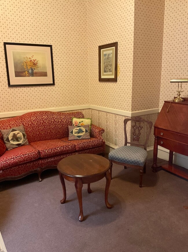 Photo - 304 6th St Unit Jameson Hotel