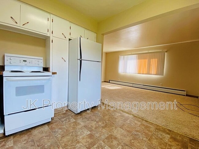 Photo - 2100 4th St NE Unidad #2