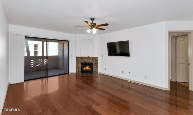 Photo - 5104 N 32nd St Unidad 307