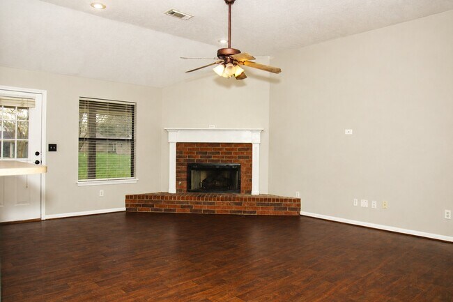 Photo - 3121 County Rd 415B