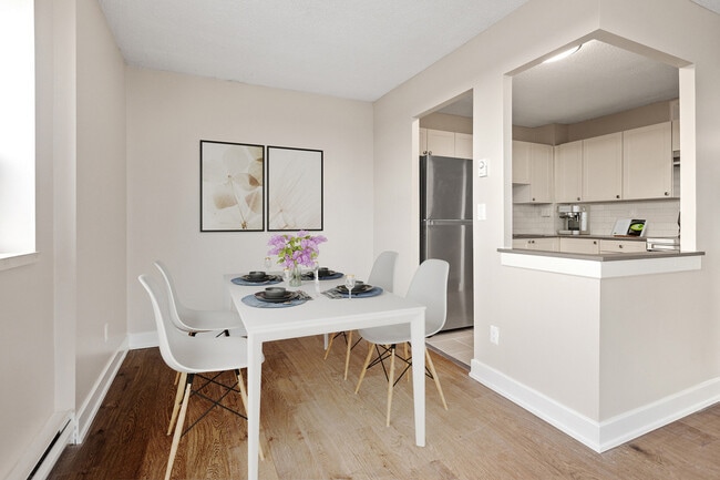 Photo - Portsmouth Place West