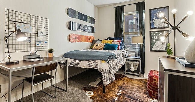 Bedroom-02-Stadium-Apartments-Fort-Collins-CO-12