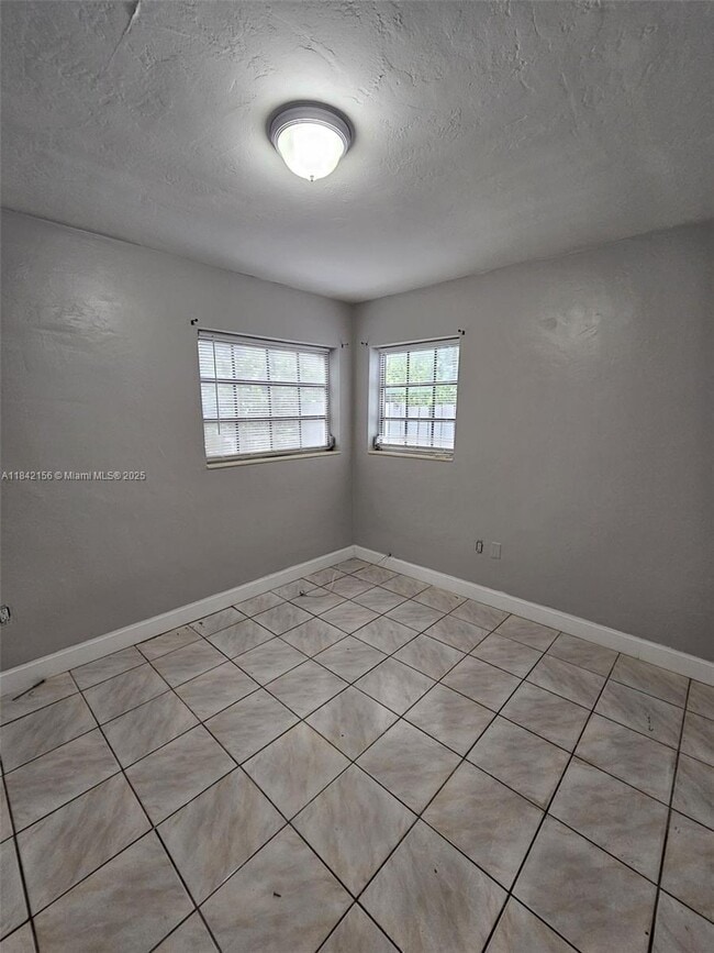 Photo - 482 NE 136th St Unit 482