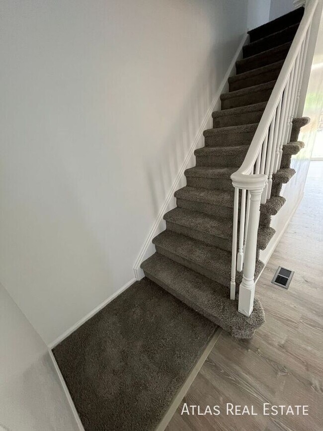 2353 S Dillon St House House Rental in Aurora, CO