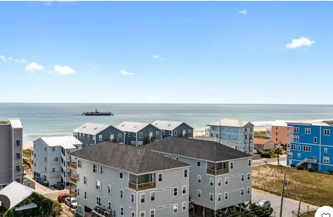 Building Photo - OFF-SEASON OCEAN VIEW CONDO NEAR THE BOARD... Unit 102