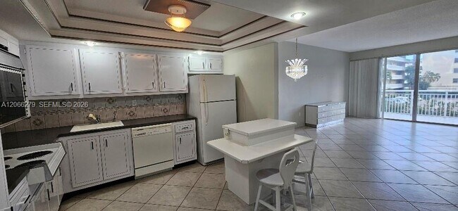 Photo - 18041 Biscayne Blvd Unit 203