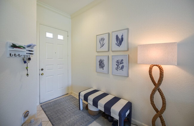 Photo - 142 Barefoot Cove