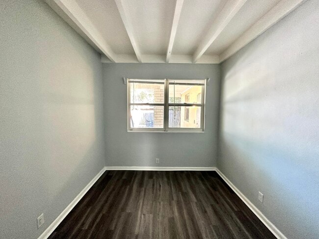 Photo - 527 48th St Unit 1