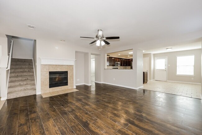 5965 Harbor Glen Dr