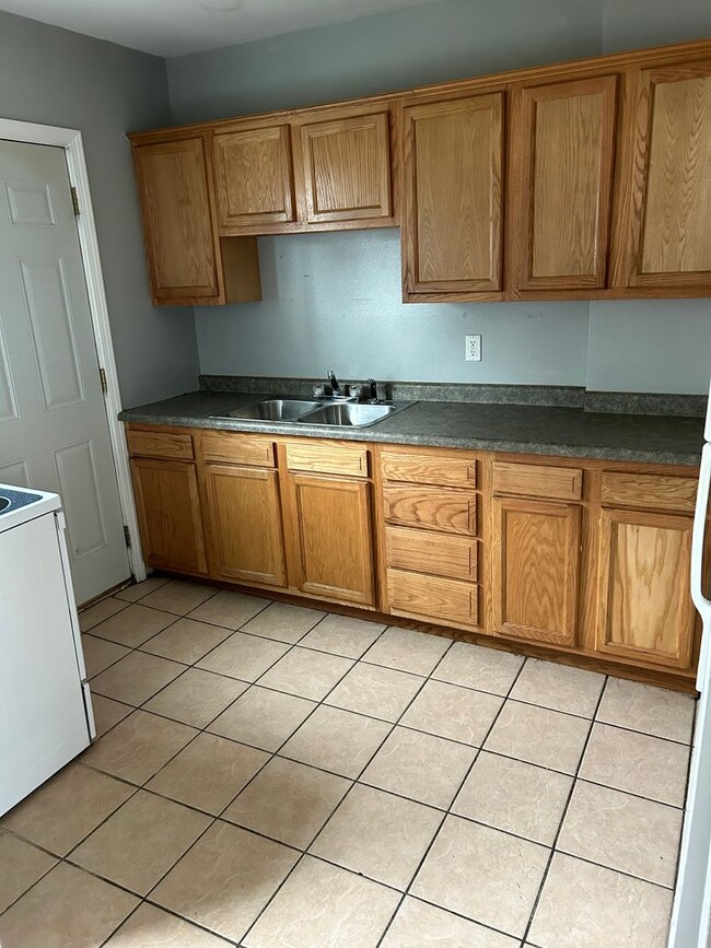 Photo - 2-Bedroom/1-Bath Townhouse for Rent