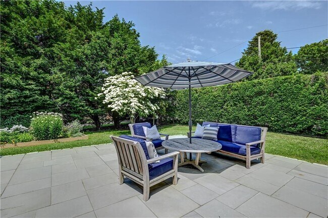 Photo - 197 Coggeshall Ave