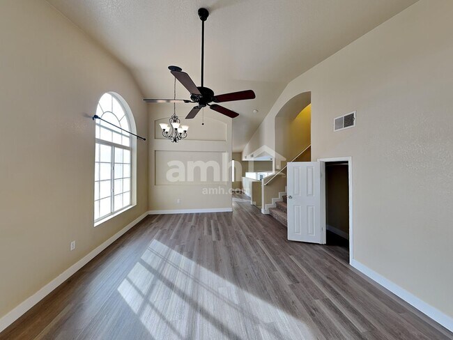 Photo - 9563 Lavarun Ct