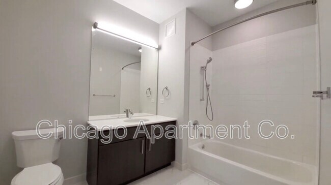 Photo - 801 W Adams St Unit 810
