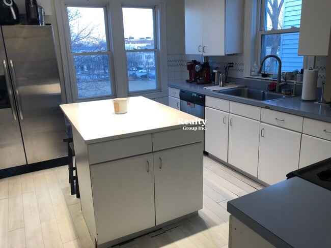 Photo - 229 Harvard St