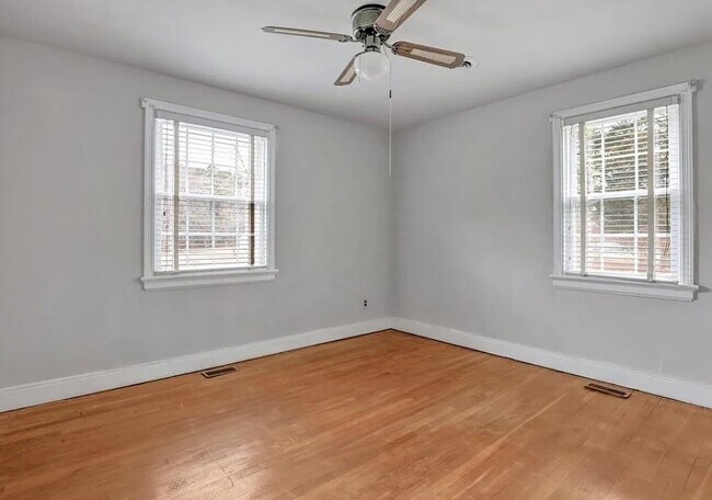 Photo - 4271 Glasgow Rd