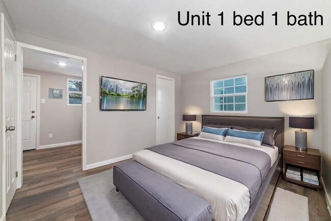 Photo - 800 E Adoue Ave