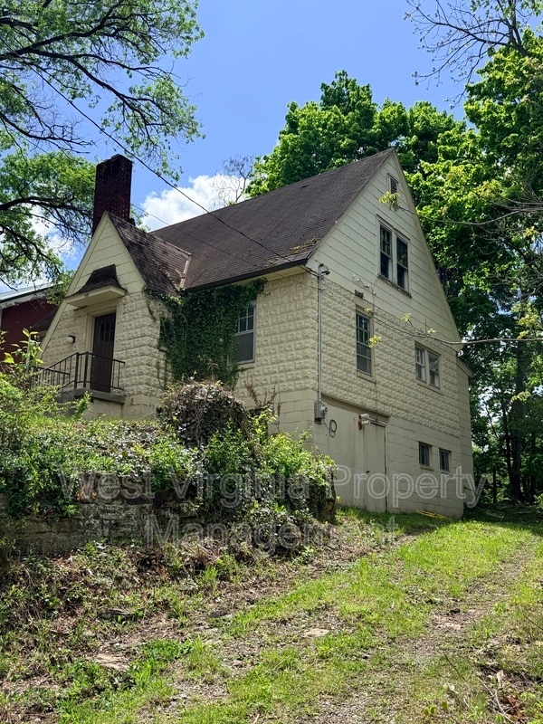 Photo - 102 Temple St