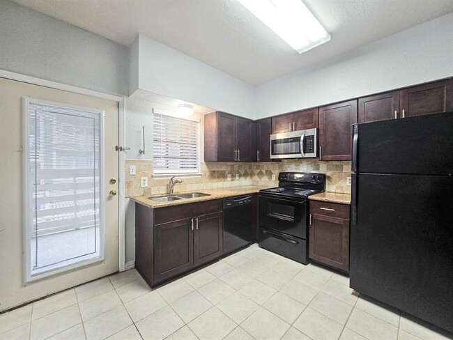 Photo - 500 Ferry Rd Condo Unit 323C