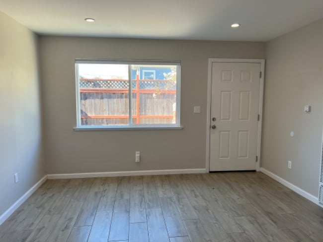 Photo - 2314 Tenth St Unidad D