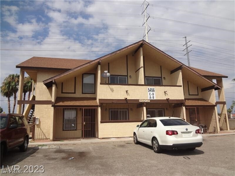 Photo - 5456 Cabeza Dr Unit B