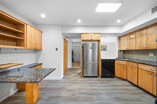 Photo - 19402 NE 19th Ct