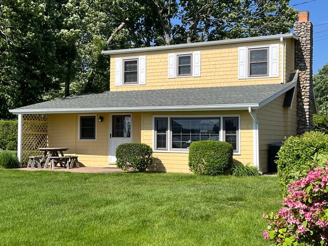 Photo - 11 Valley St