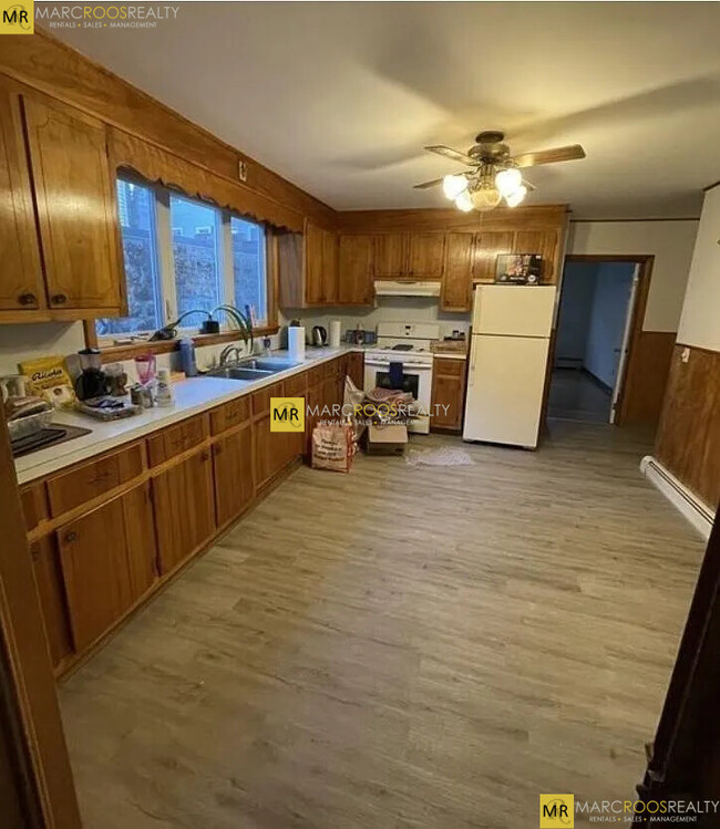 Photo - 161 Otis St Unidad 2 Rental