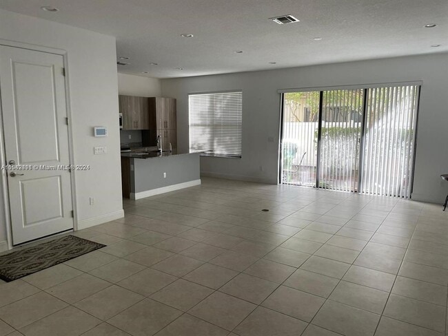 Photo - 20962 NW 1st Dr