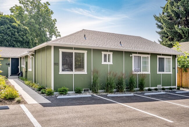 Carbon Duplex - Carbon Duplex Townhome