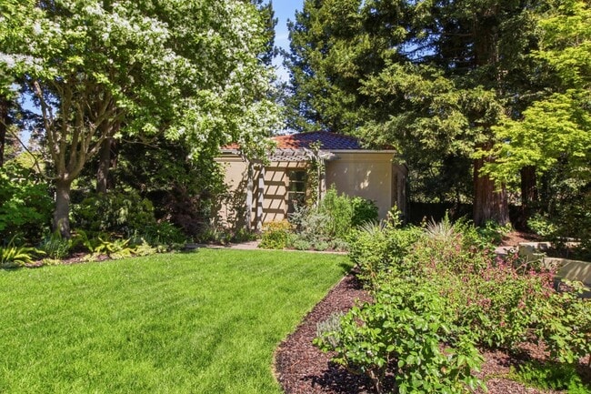 Photo - 64 Alejandra Ave