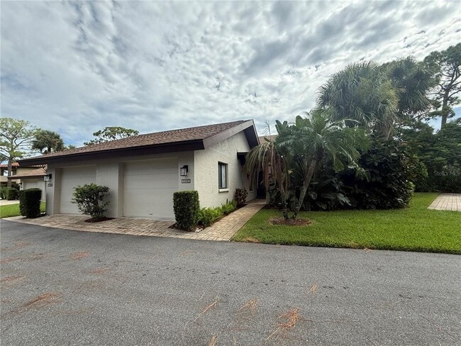 Photo - 3102 Windrush Bourne Casa