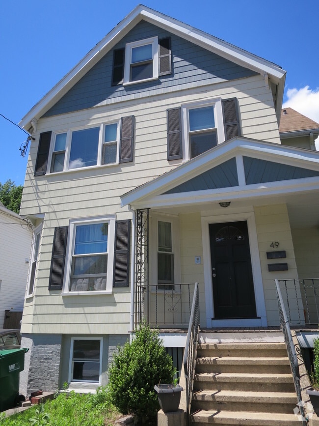 Building Photo - 49 Marion St Unit 2 Rental