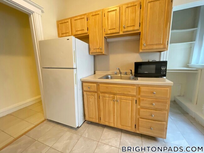 Building Photo - 127 Washington St