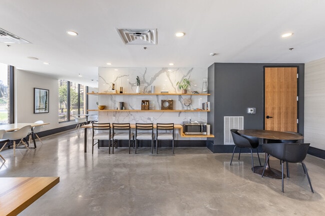 Post House