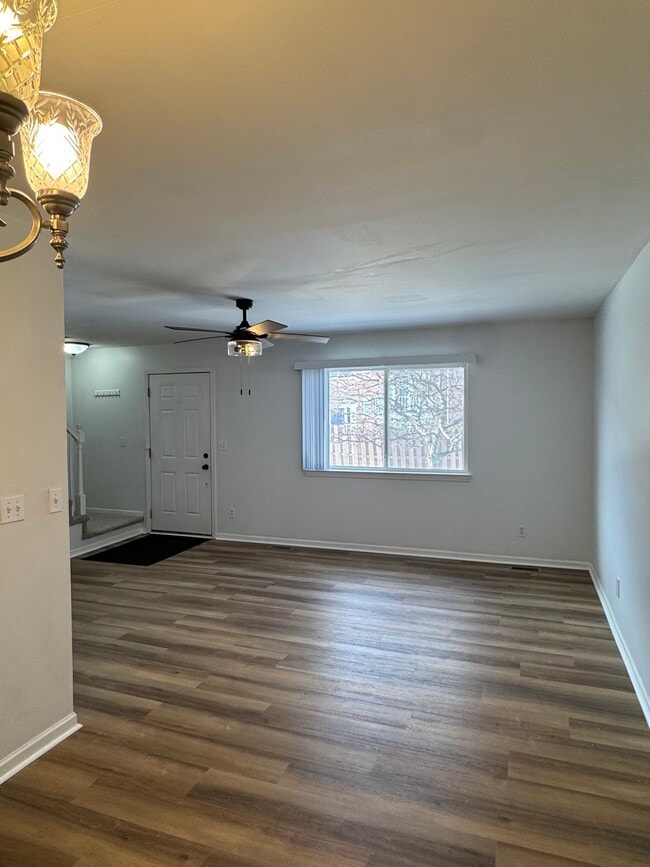 Photo - 28187 Raleigh Crescent Dr Unit 28187