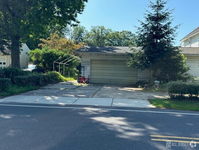 Building Photo - 296 Riva Ave Unit 2 Rental