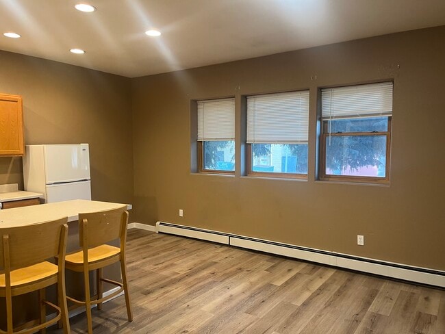 Photo - 221 S Washington St Unidad 1A