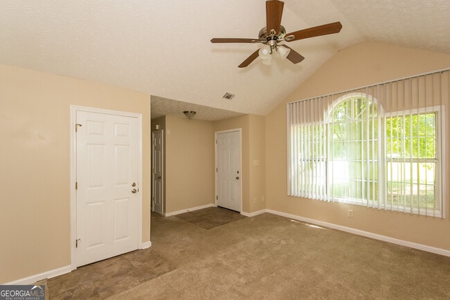 Photo - 40 Richmond Pl