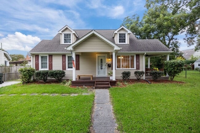 Photo - Beautifully Updated 4-Bedroom Home in Norf...