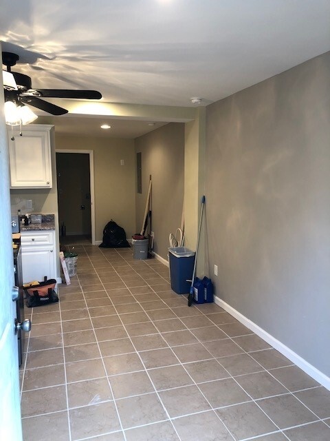 Entrance Living Area - 41 Melrose Dr Unit 41 Melrose Drive