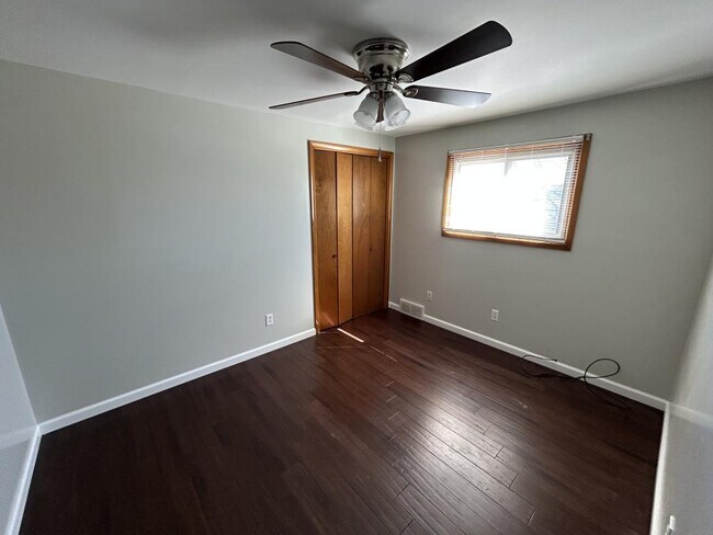 Photo - 205 Argus Dr Unidad Upper