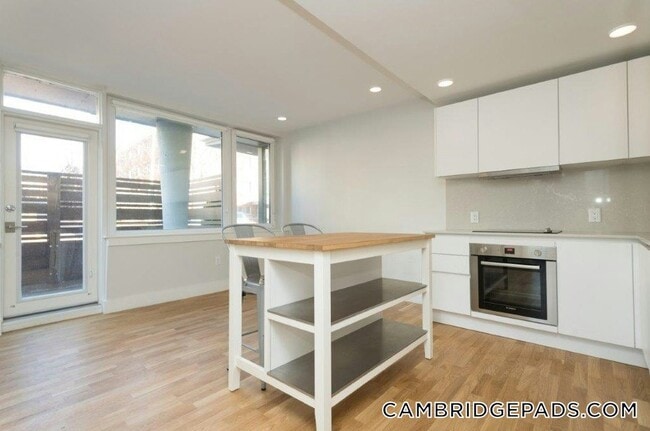 334 Harvard St Unit c1