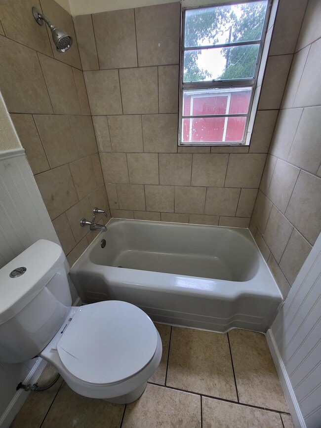 Photo - 1112 Williamson Dr